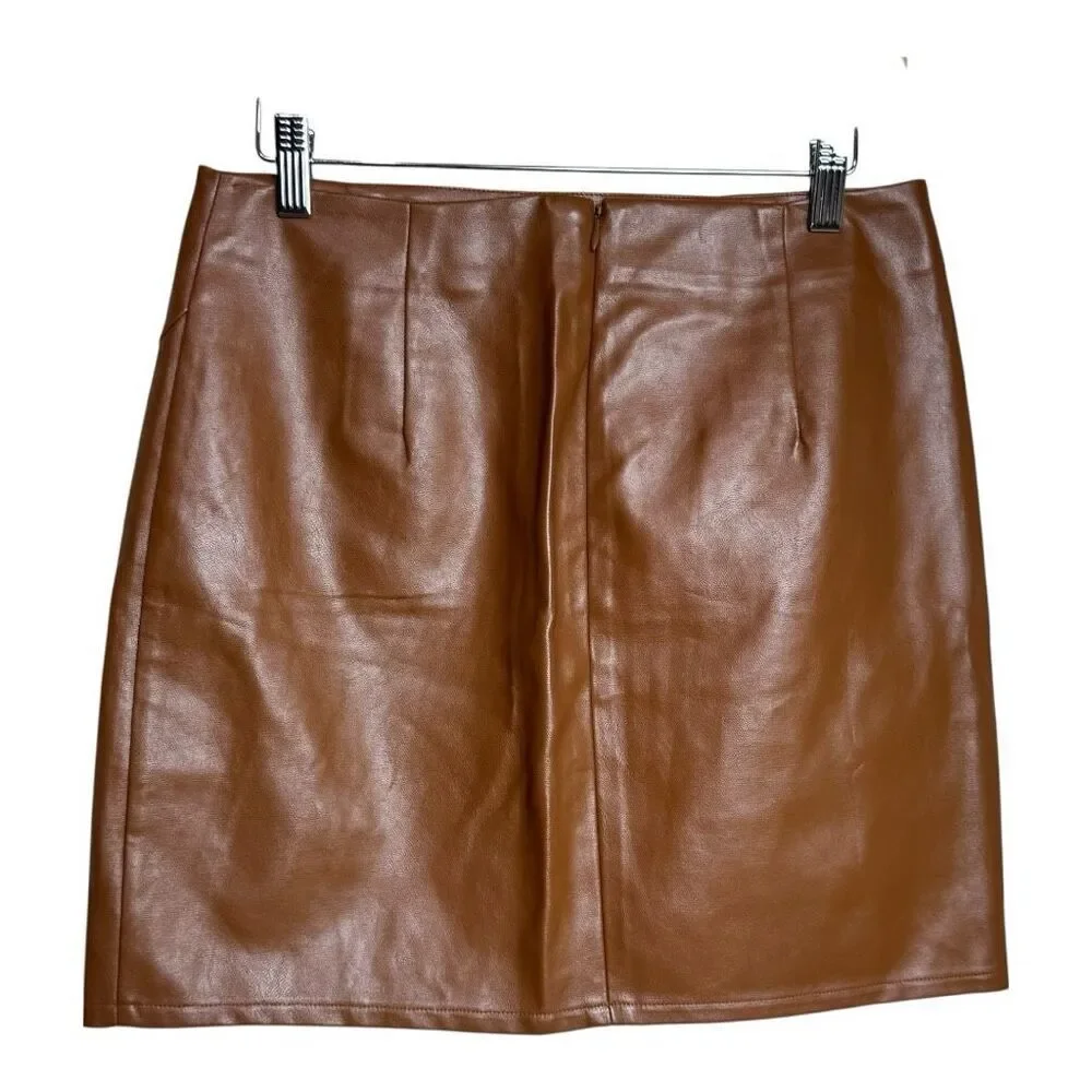 Lulus faux‎ leather mini skirt medium